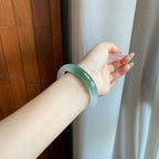 糯冰带色翡翠平安镯（59.5mm）（yc282557）