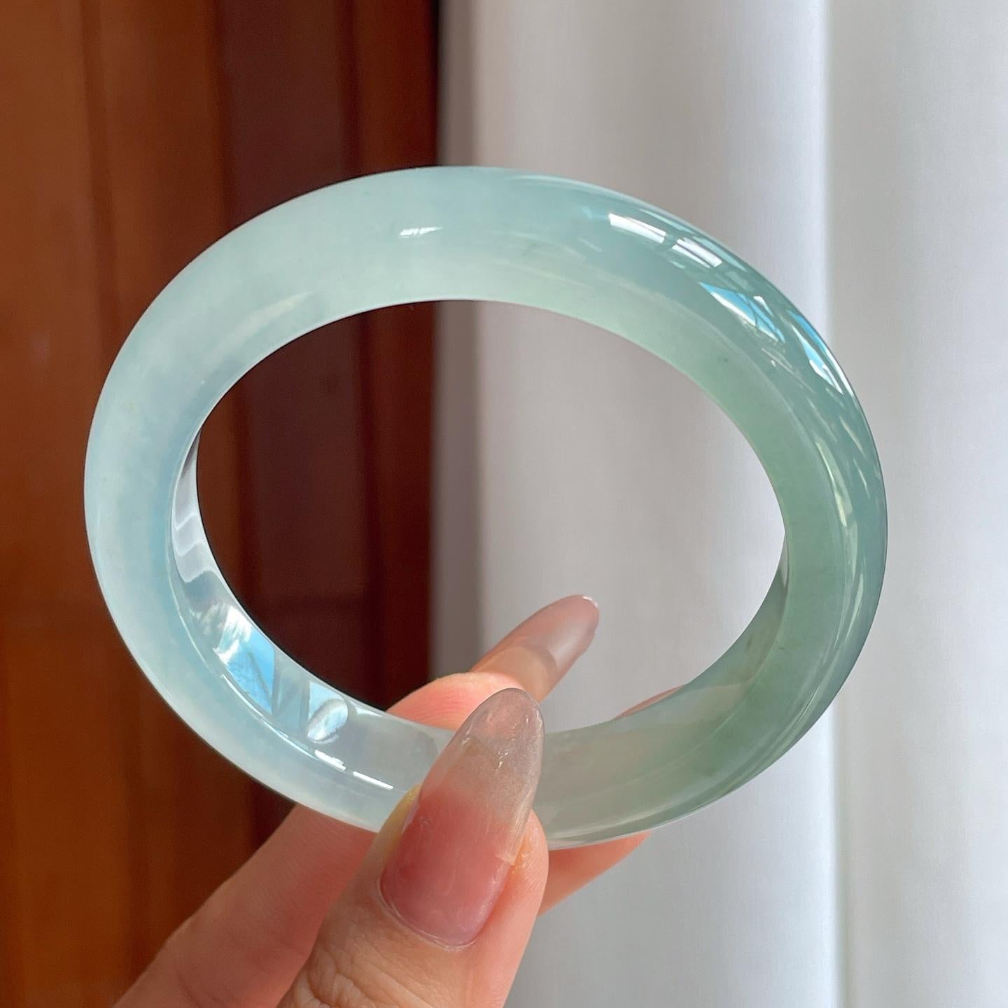 冰种蓝晴底翡翠平安镯（56mm）