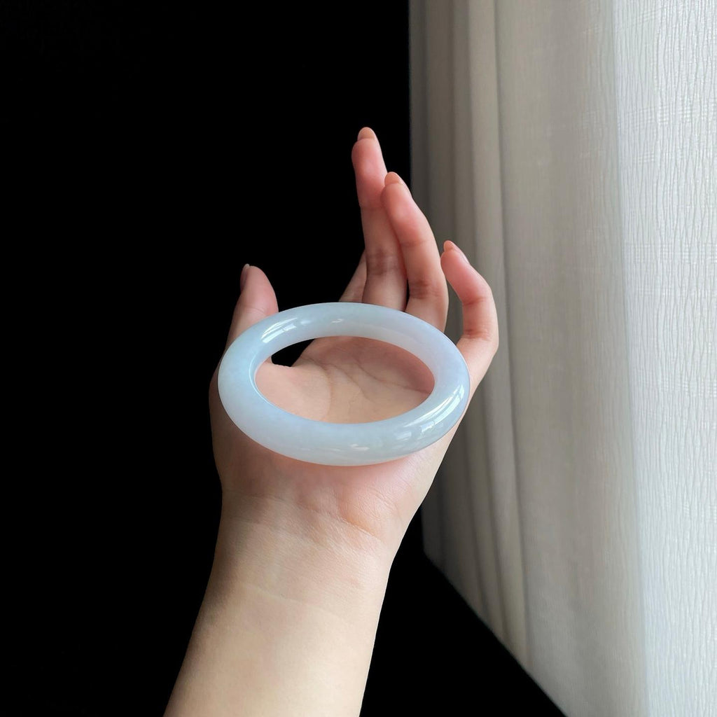 糯冰淡底色翡翠圆条手镯（56mm）（yc346535）