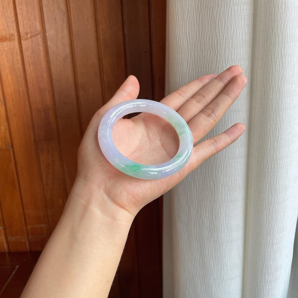 糯冰春带彩翡翠圆条手镯（55.7mm）（yc408406）