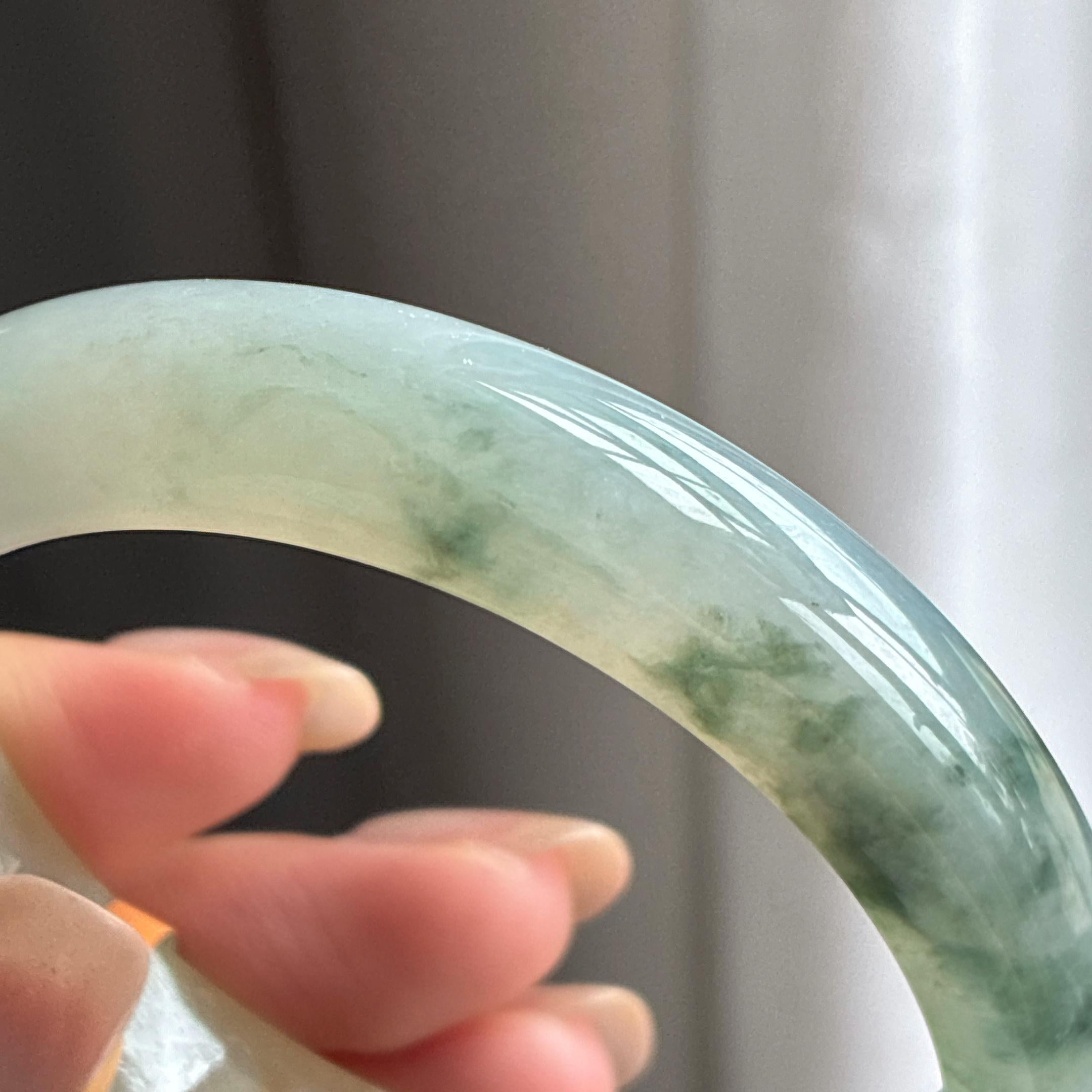Vòng Ngọc Bích Mi Phi Tuyết Băng Phấn Hoa Đặc Sắc size 52