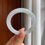 糯冰带底色翡翠圆条手镯（54.5mm）（yc407615）
