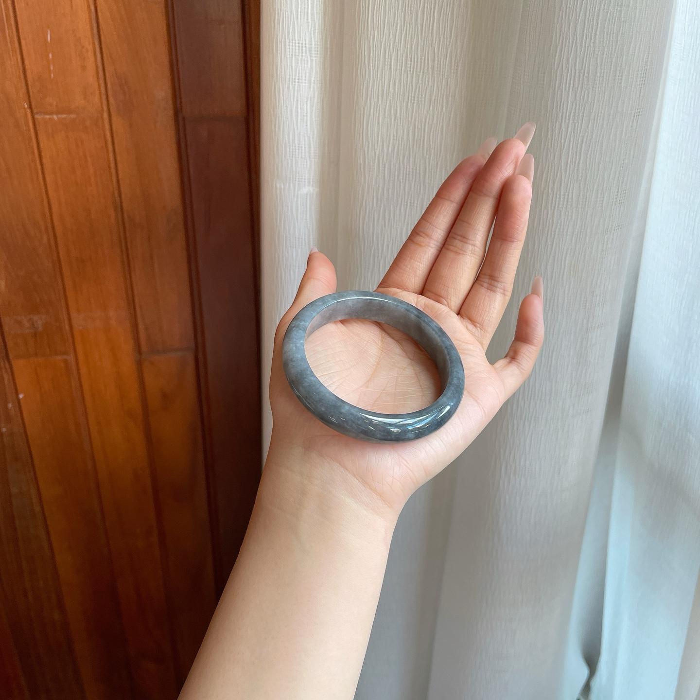 糯种乌鸡翡翠平安镯（57mm）（yc278072）