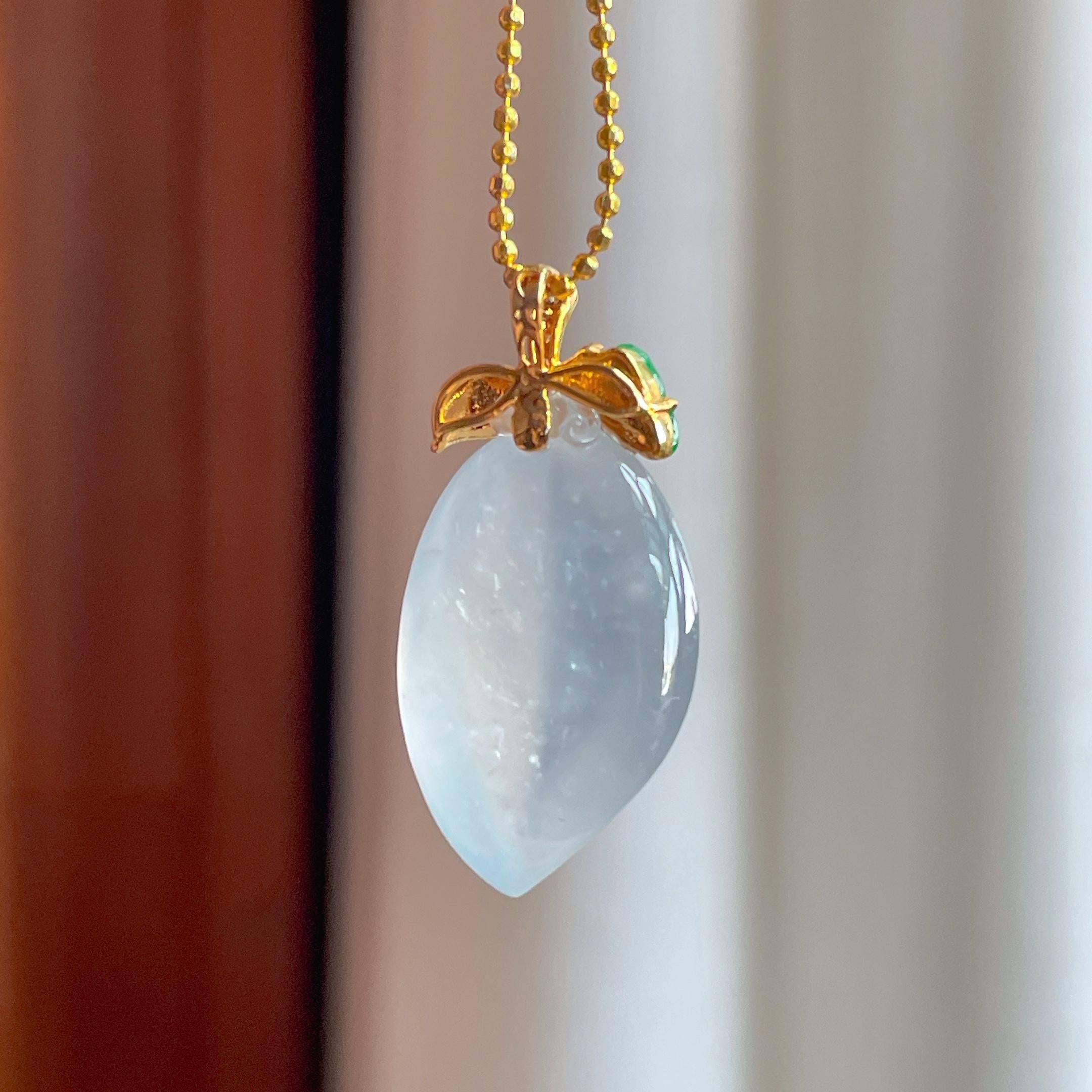 18k金扣冰种翡翠桃子（yc353525）