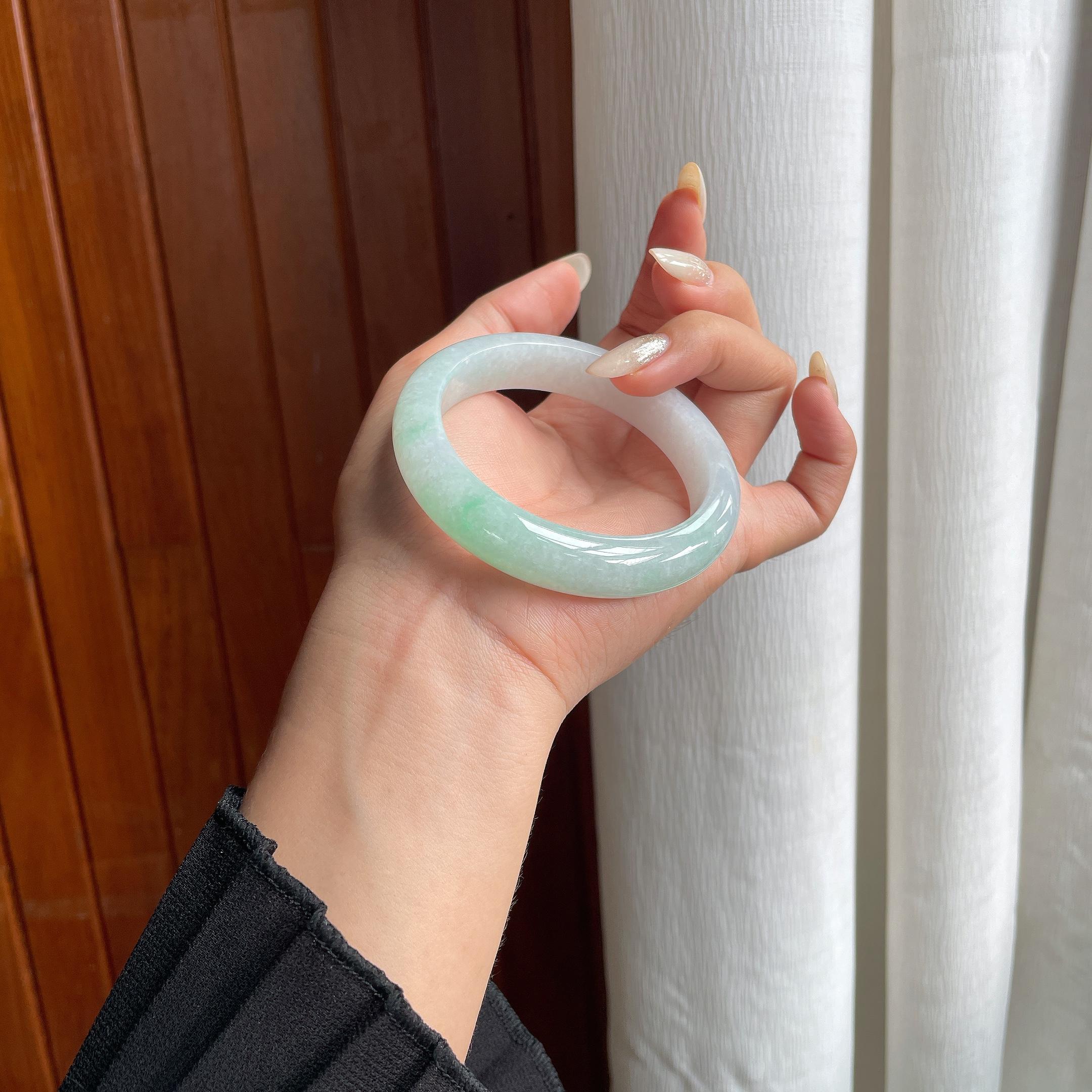 细糯飘花正圈平安镯 58圈 天然缅甸A货翡翠（yc487597）