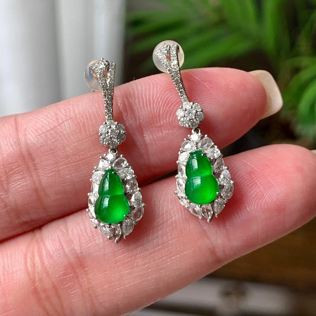 18K金钻镶冰种阳绿葫芦耳坠  天然缅甸A货翡翠（yc449564）