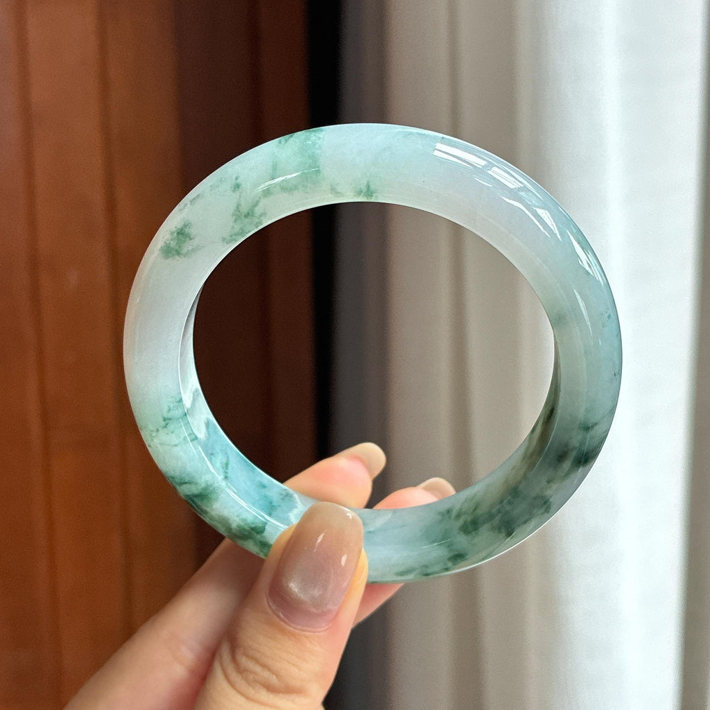 Vòng tay tròn bình an hạt mịn hoa bay, size 56, Ngọc phỉ thúy tự nhiên loại A Myanmar (yc450848)
