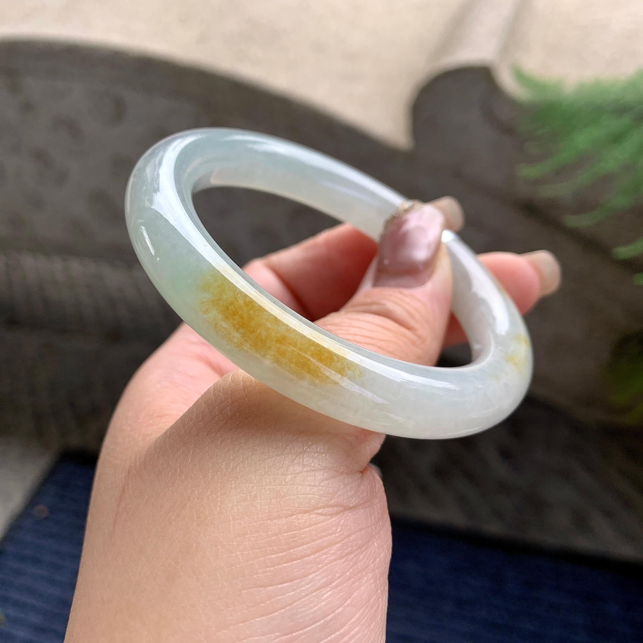 细糯种飘黄翡圆条手镯（53.7mm）（yc297182）