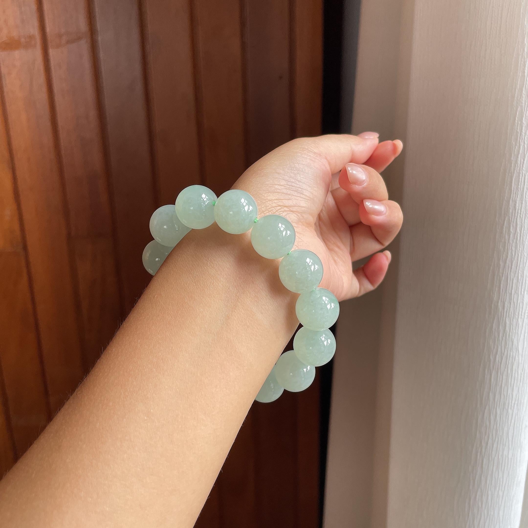 糯冰晴底手串 天然缅甸A货翡翠（yc525847）