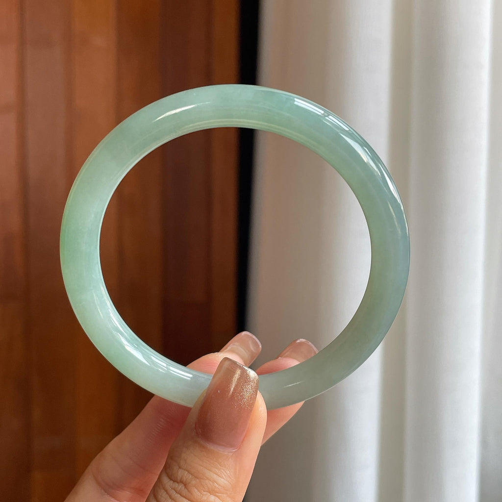 糯冰湖水绿翡翠圆条手镯（61mm）（yc366992）