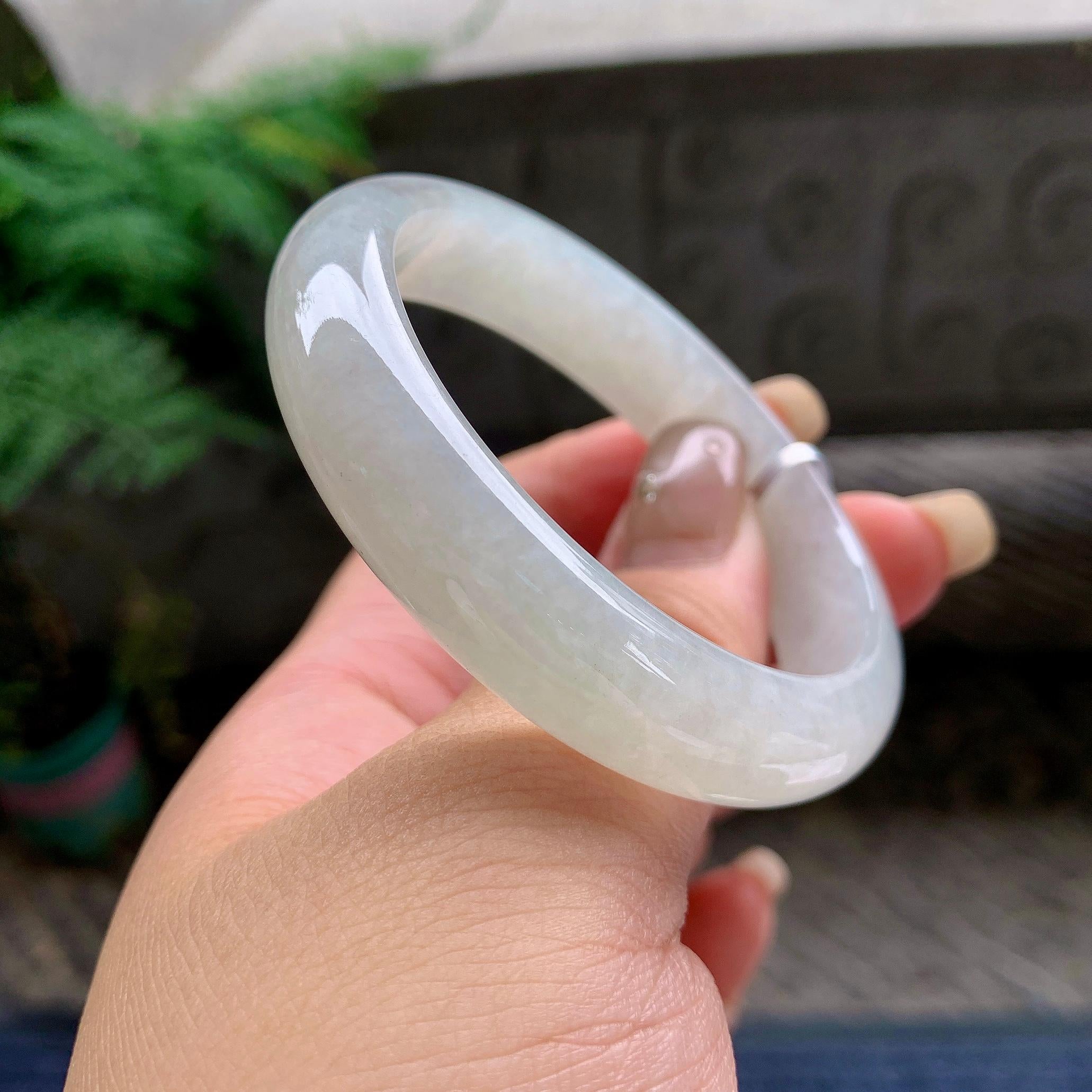 小圈口 糯冰种带底色洒金正圈平安镯 52圈口 天然缅甸A货翡翠（yc469533）