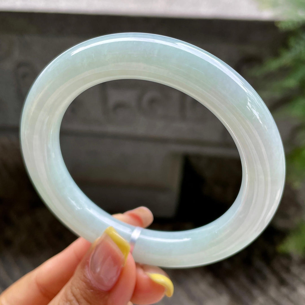 细糯种晴底圆条手镯55.7圈      天然缅甸A货翡翠（yc383130）