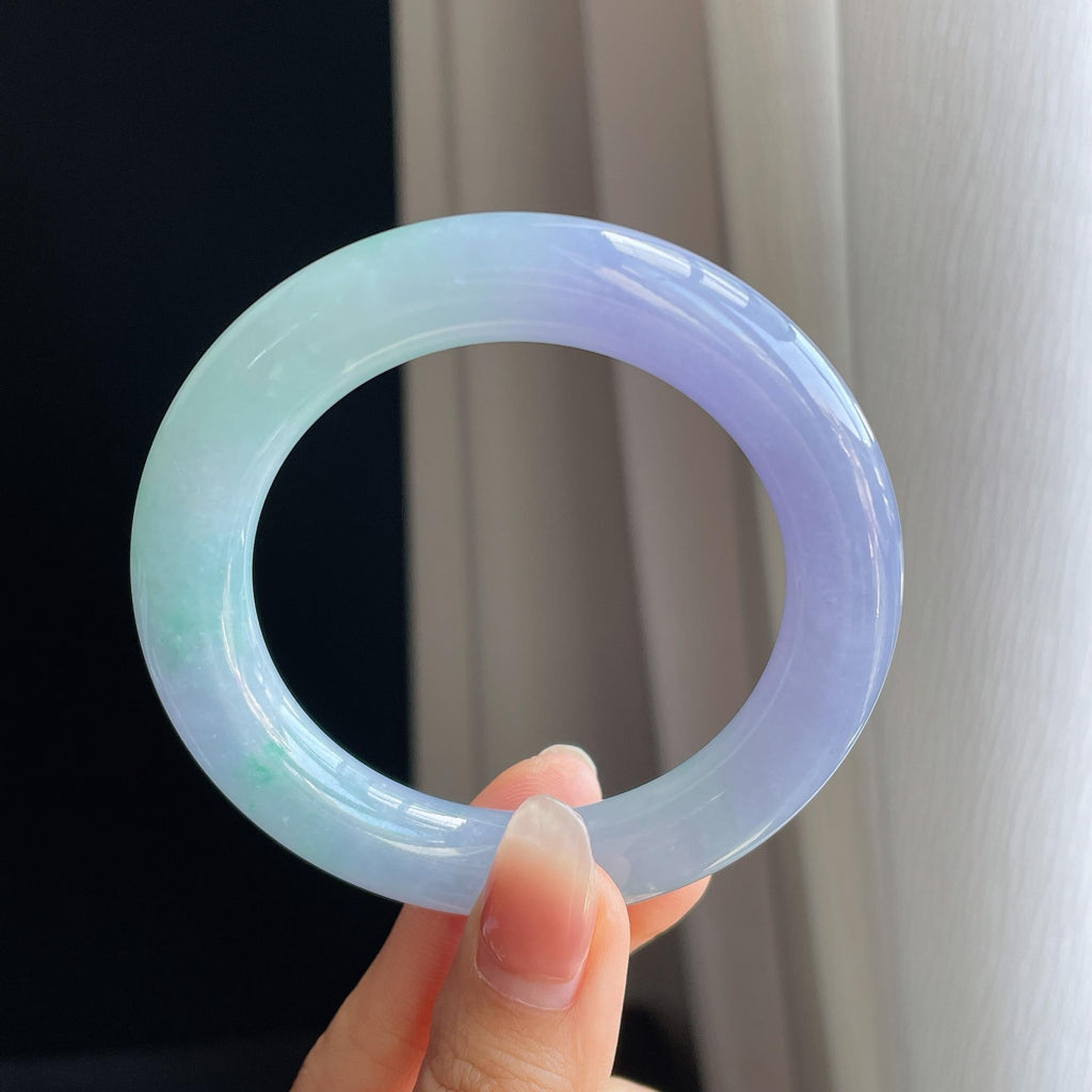 糯冰春带彩翡翠圆条手镯（54mm)（yc322784）