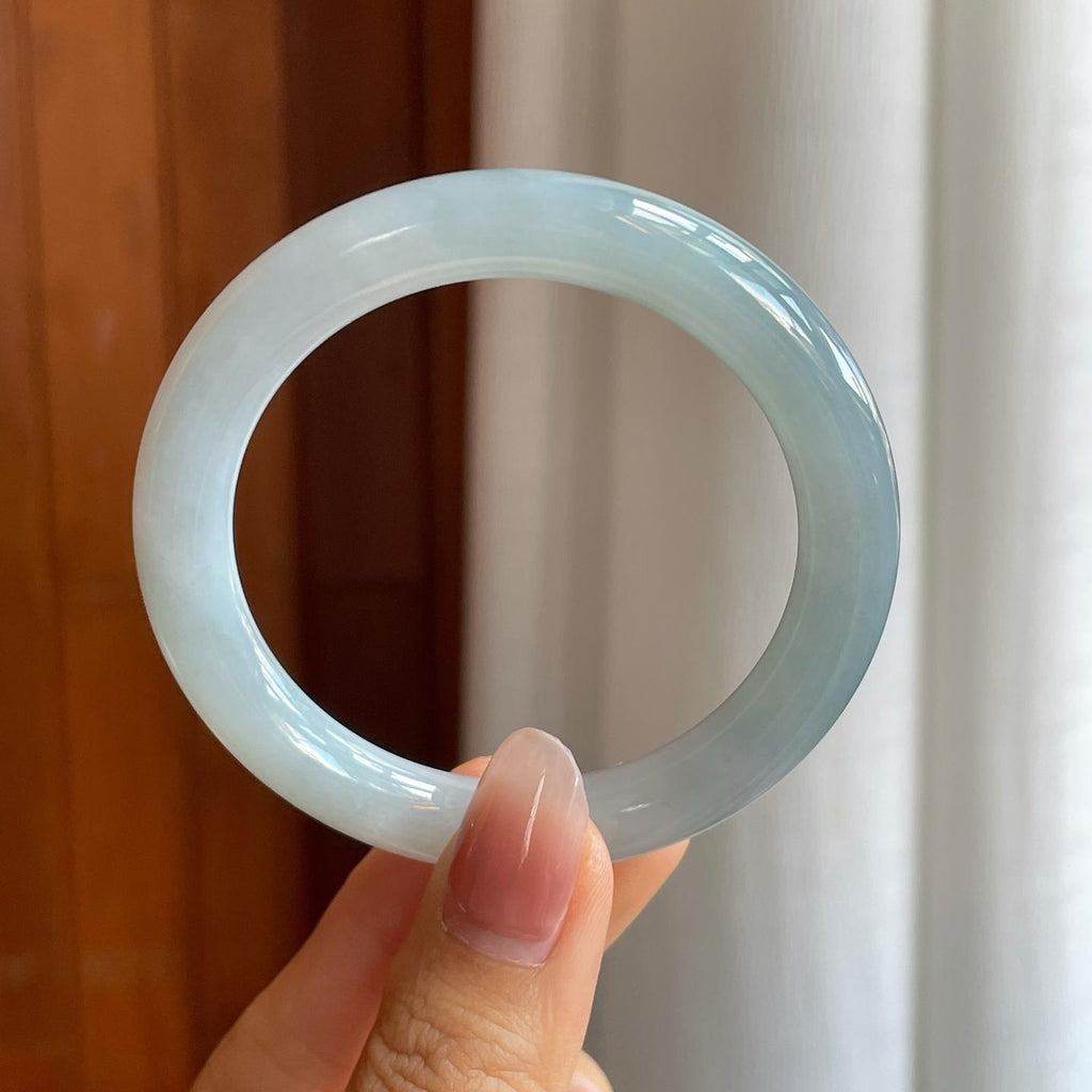 糯冰蓝底翡翠圆条手镯（51.8mm）（yc312899）
