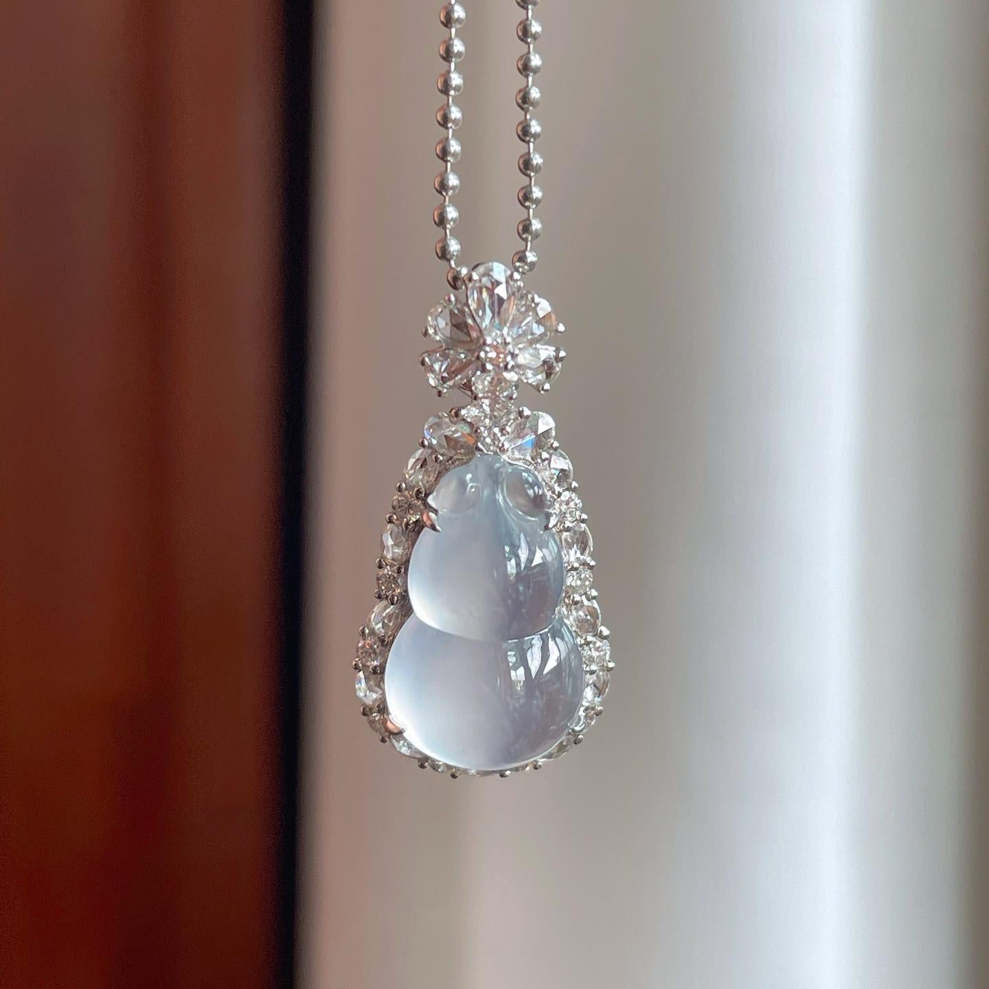 18k金镶冰玻种无色翡翠葫芦（yc244875）