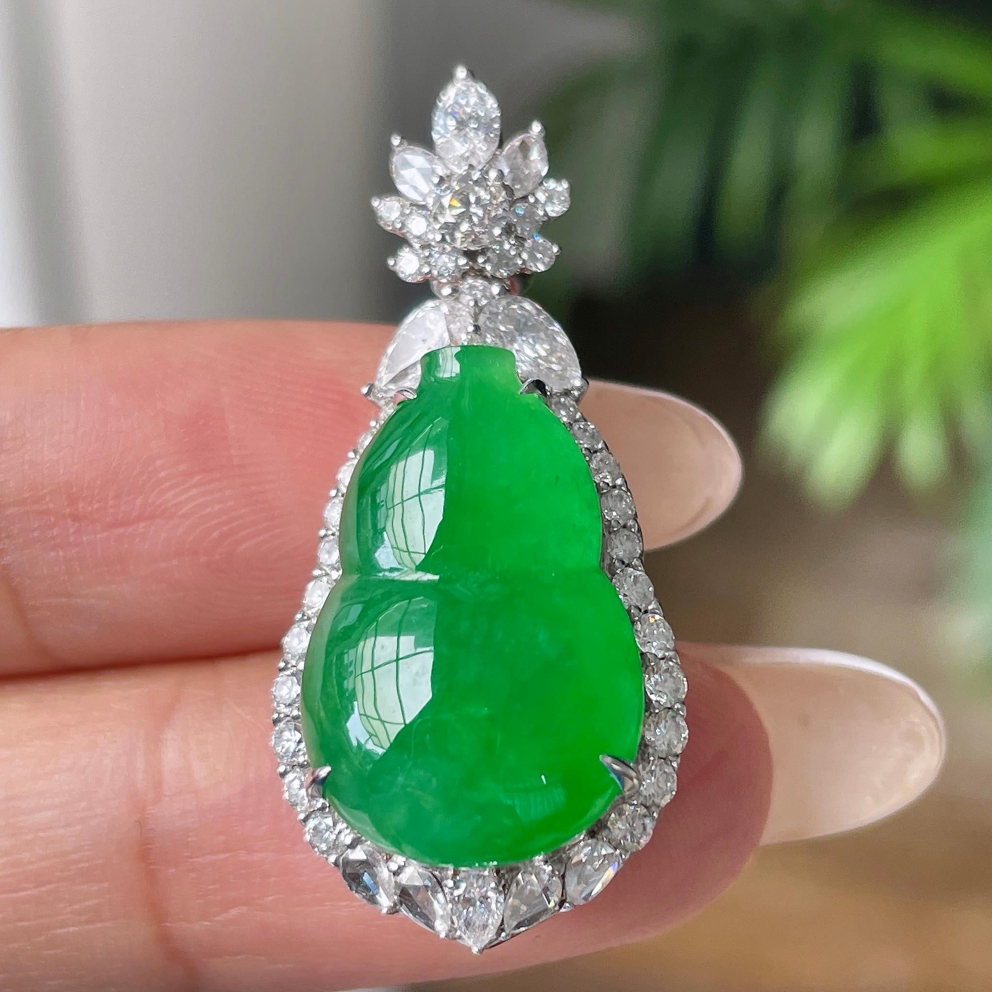 18k金钻镶糯冰种满绿葫芦吊坠       天然缅甸A货翡翠（yc414007）