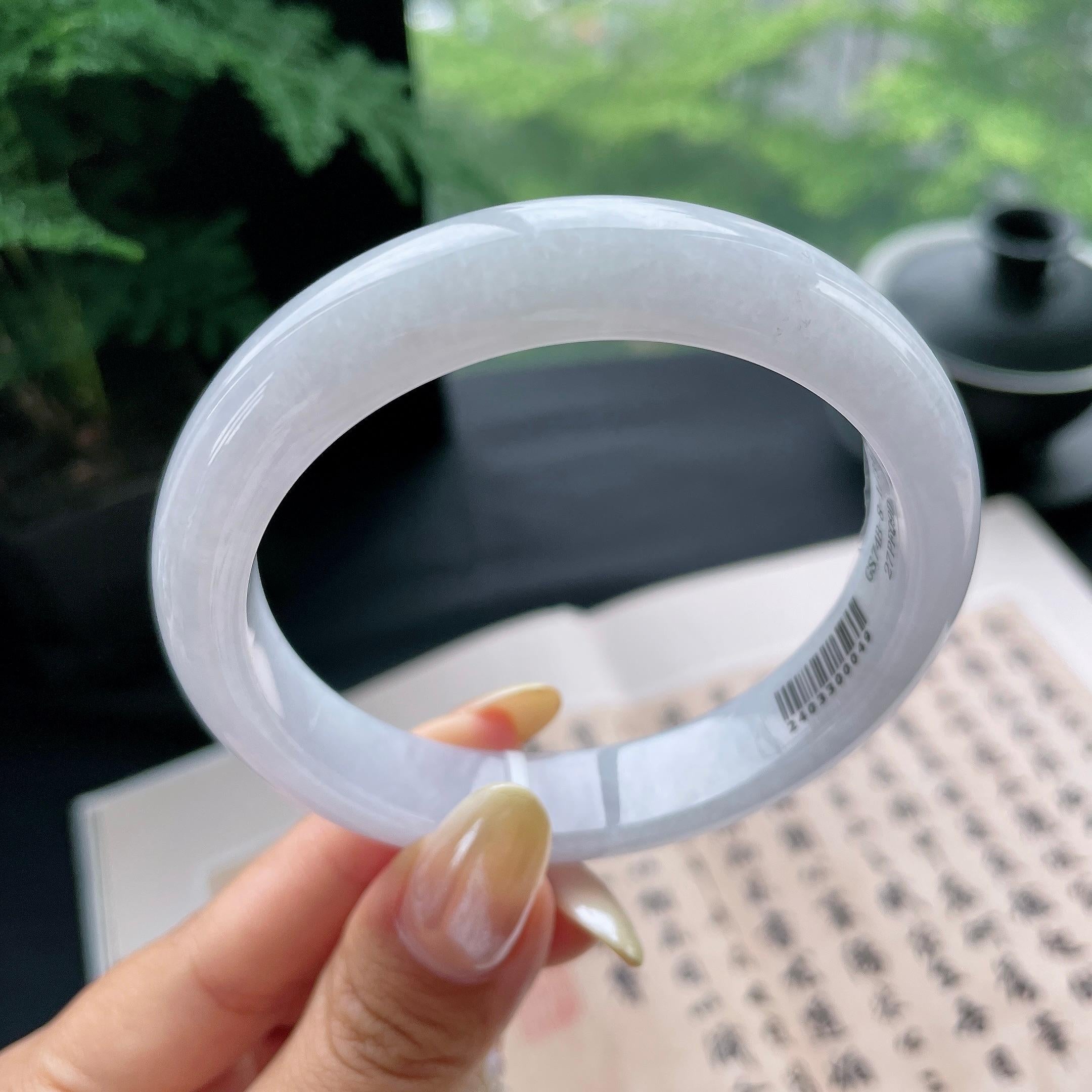 大圈口 细糯种淡紫底正圈平安镯59.8圈 天然缅甸A货翡翠（yc473071）
