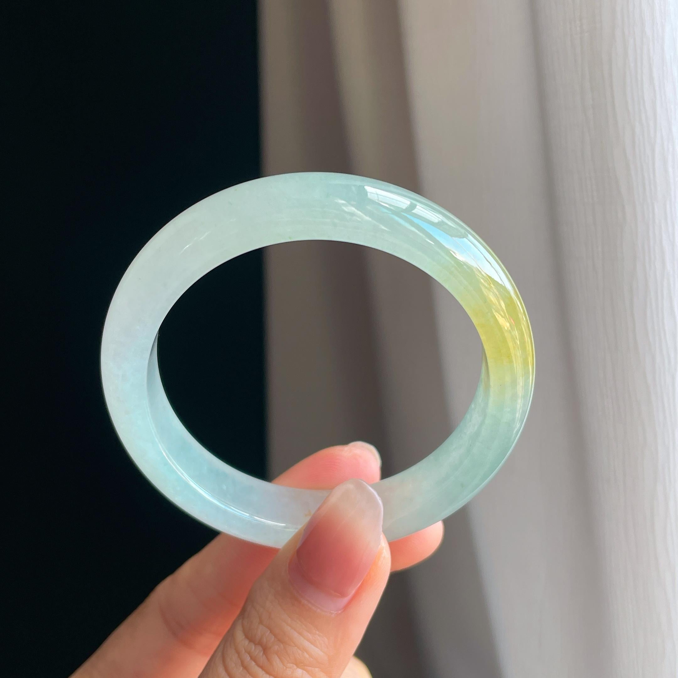 冰种黄翡翡翠平安镯（52mm）（yc316766）