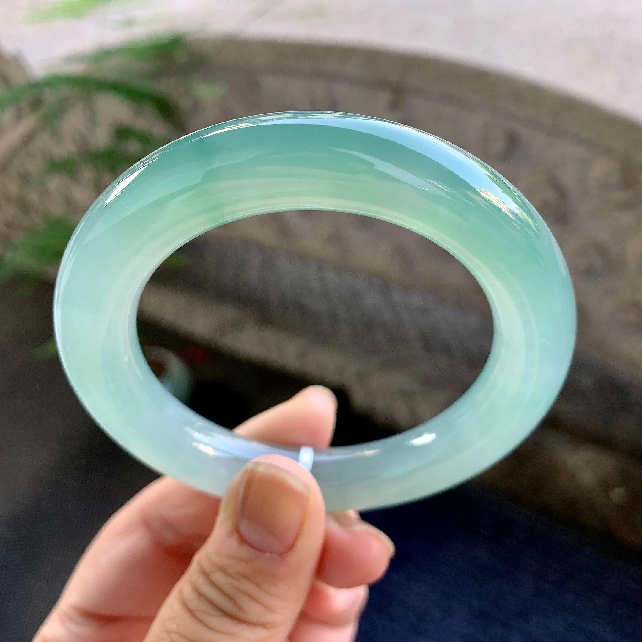 糯冰种晴水圆条手镯（55.3mm）（yc264050）