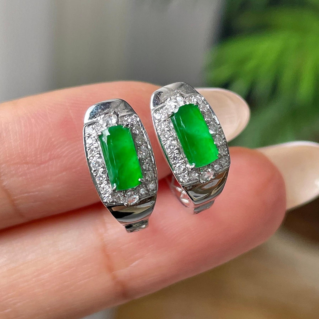 18k金钻镶高冰种满绿无事牌耳钉      天然缅甸A货翡翠（yc415661）