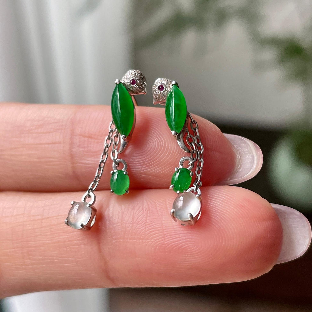 18k金钻镶糯冰种满绿随型耳钉   天然缅甸A货翡翠（yc319045）