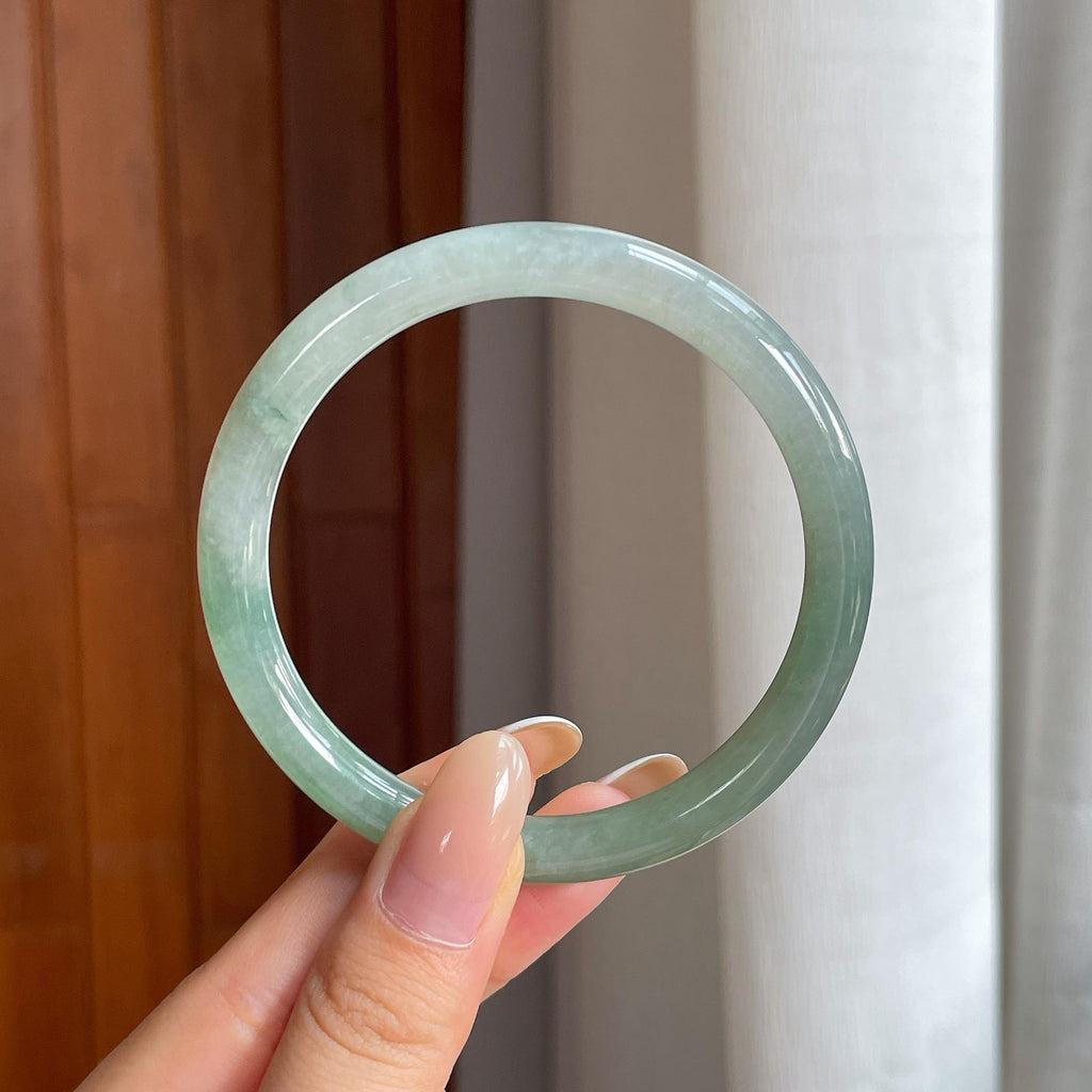 糯冰晴底翡翠圆条手镯（58.8mm)（yc424975）