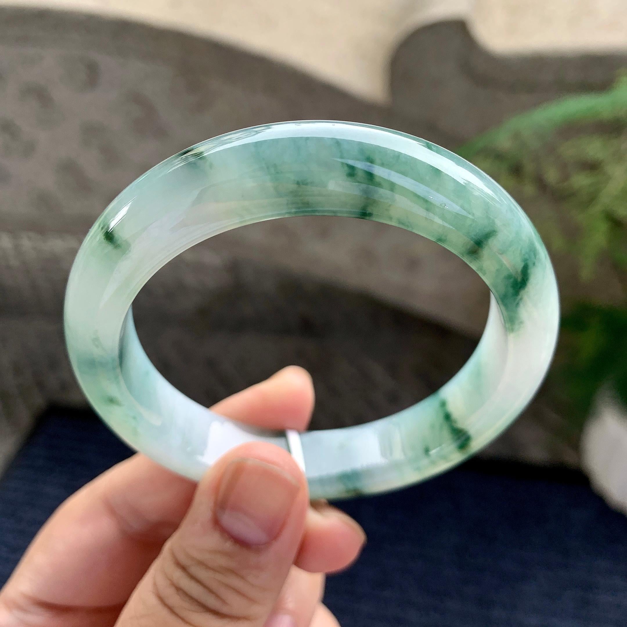 细糯种飘花平安镯（55.4mm）（yc228501）