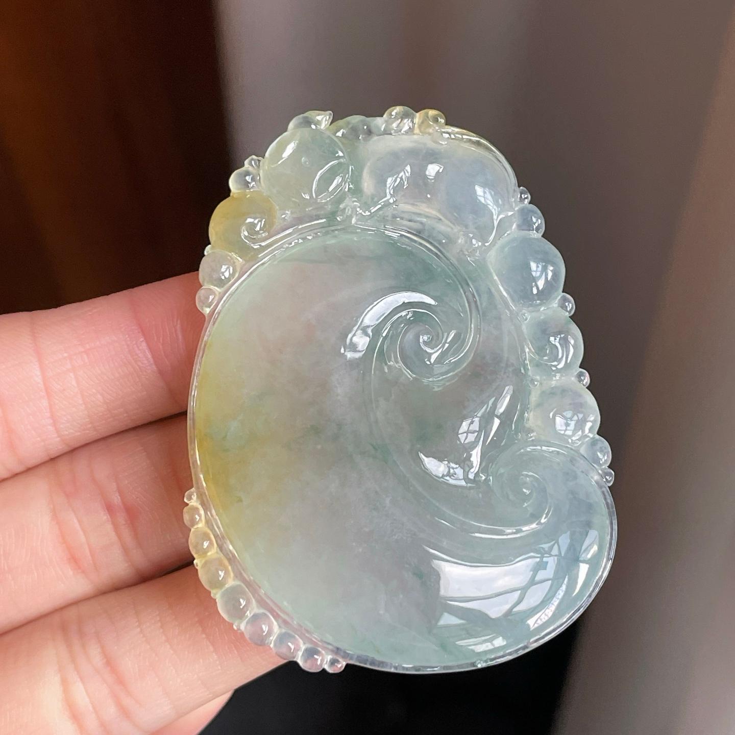 糯冰黄加绿翡翠如意（yc302336）