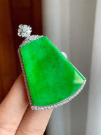 18k金镶糯冰种满绿翡翠无事牌（yc258420）