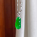 18k金镶冰种满绿翡翠豆子（yc246179）