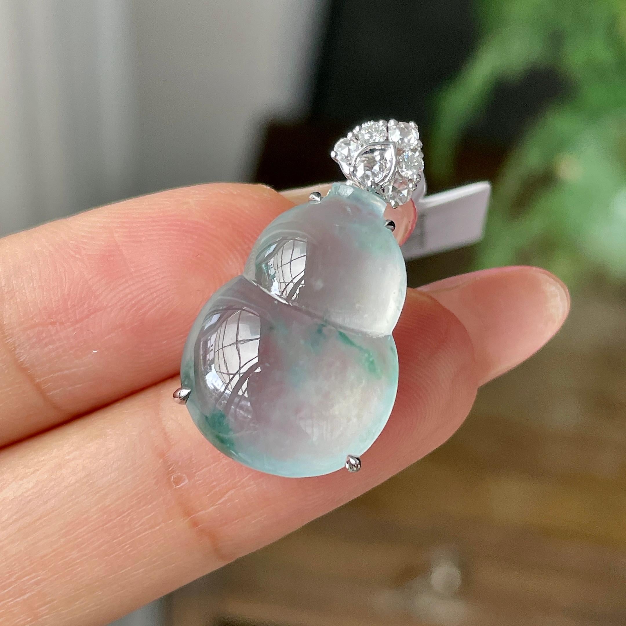 18k金钻镶冰种飘花葫芦吊坠       天然缅甸A货翡翠（yc429718）