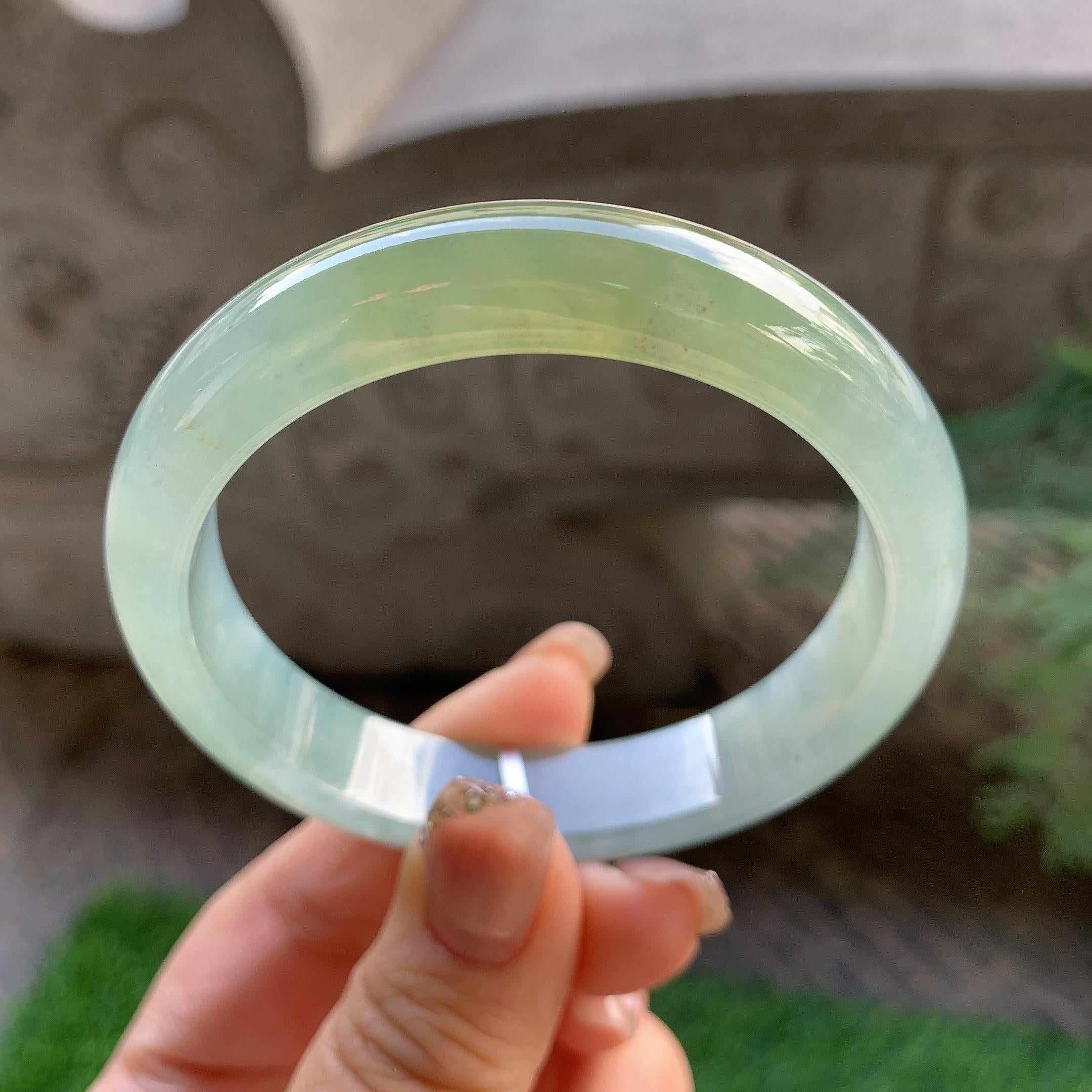 糯冰种晴底黄翡平安镯（57mm）（yc293330）