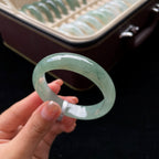 糯冰湖水绿贵妃翡翠手镯（56.3mm）（yc017402）
