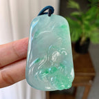 冰种飘绿山水牌挂件（yc246701）