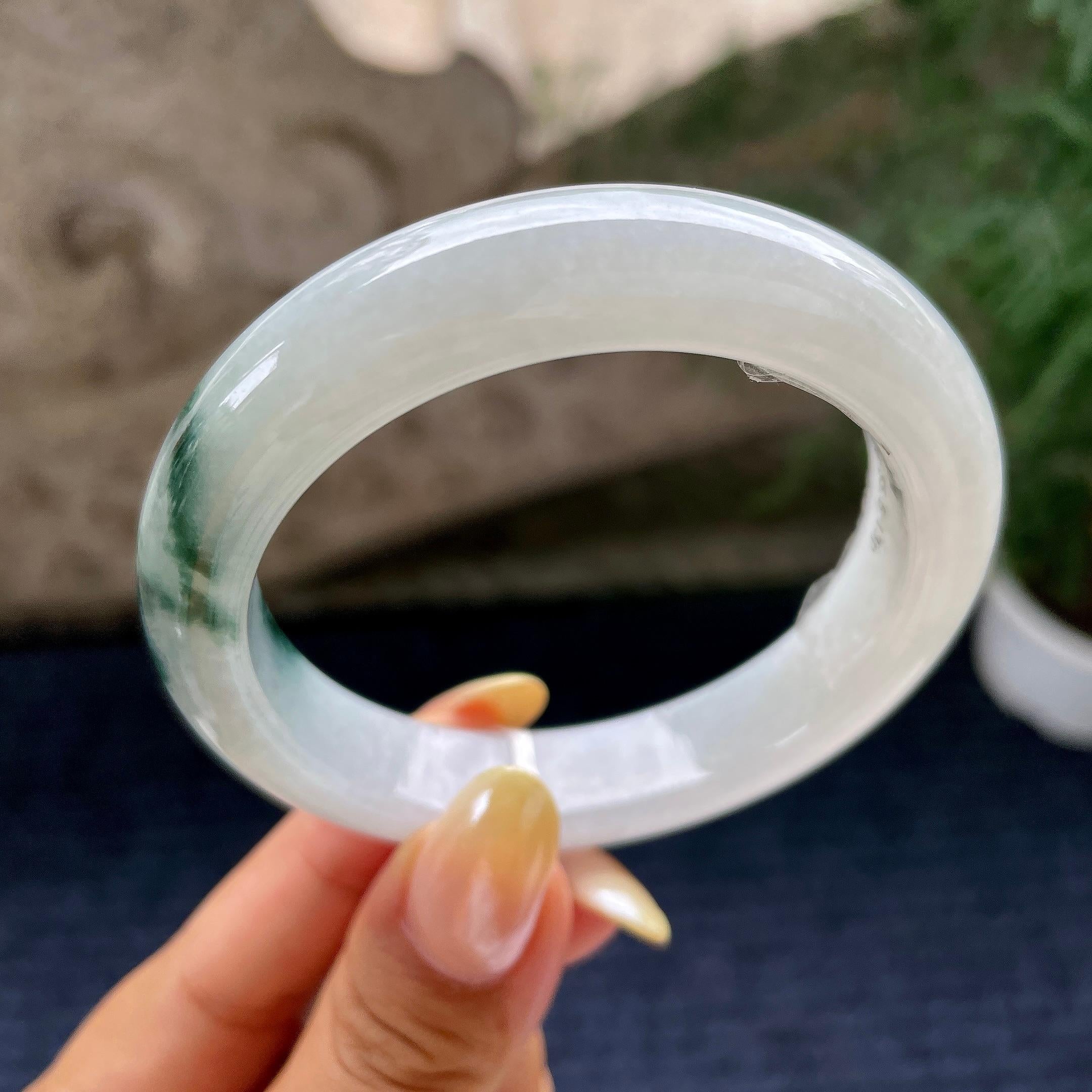 细糯种飘花正圈平安镯55.7圈 天然缅甸A货翡翠（yc464070）