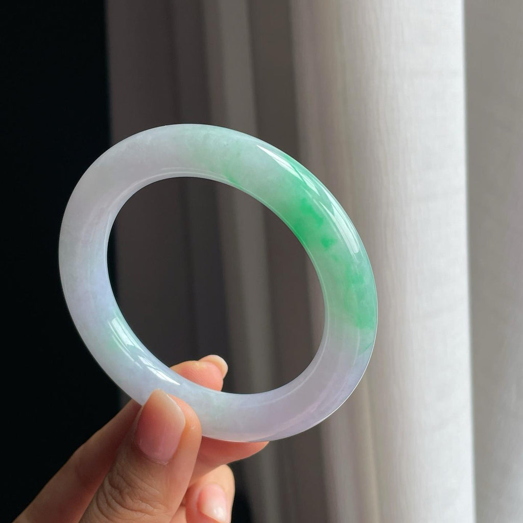 糯冰春带彩翡翠圆条手镯（56.5mm）（yc377011）