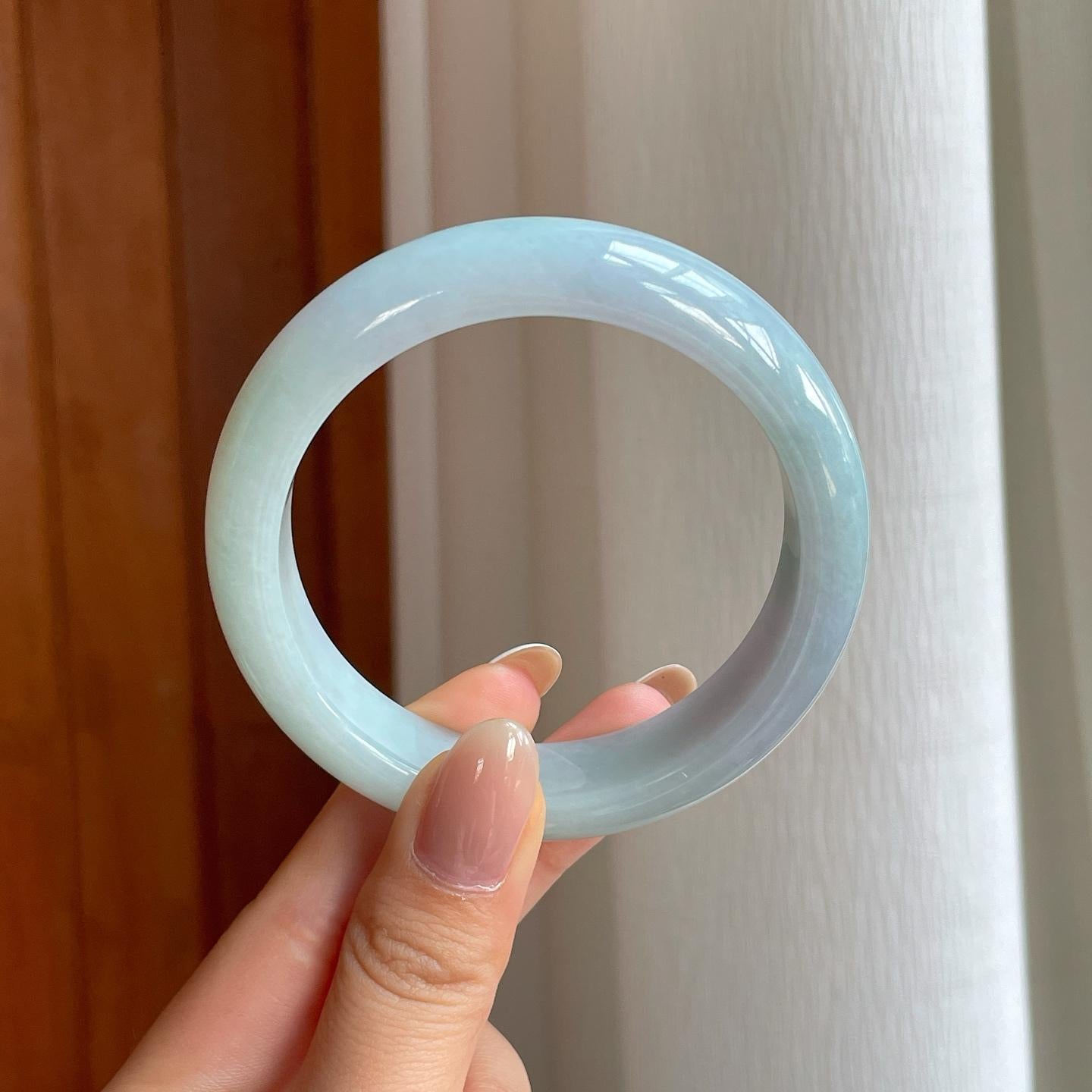 糯冰淡底色宽版翡翠平安镯（56.5mm)（yc376759）