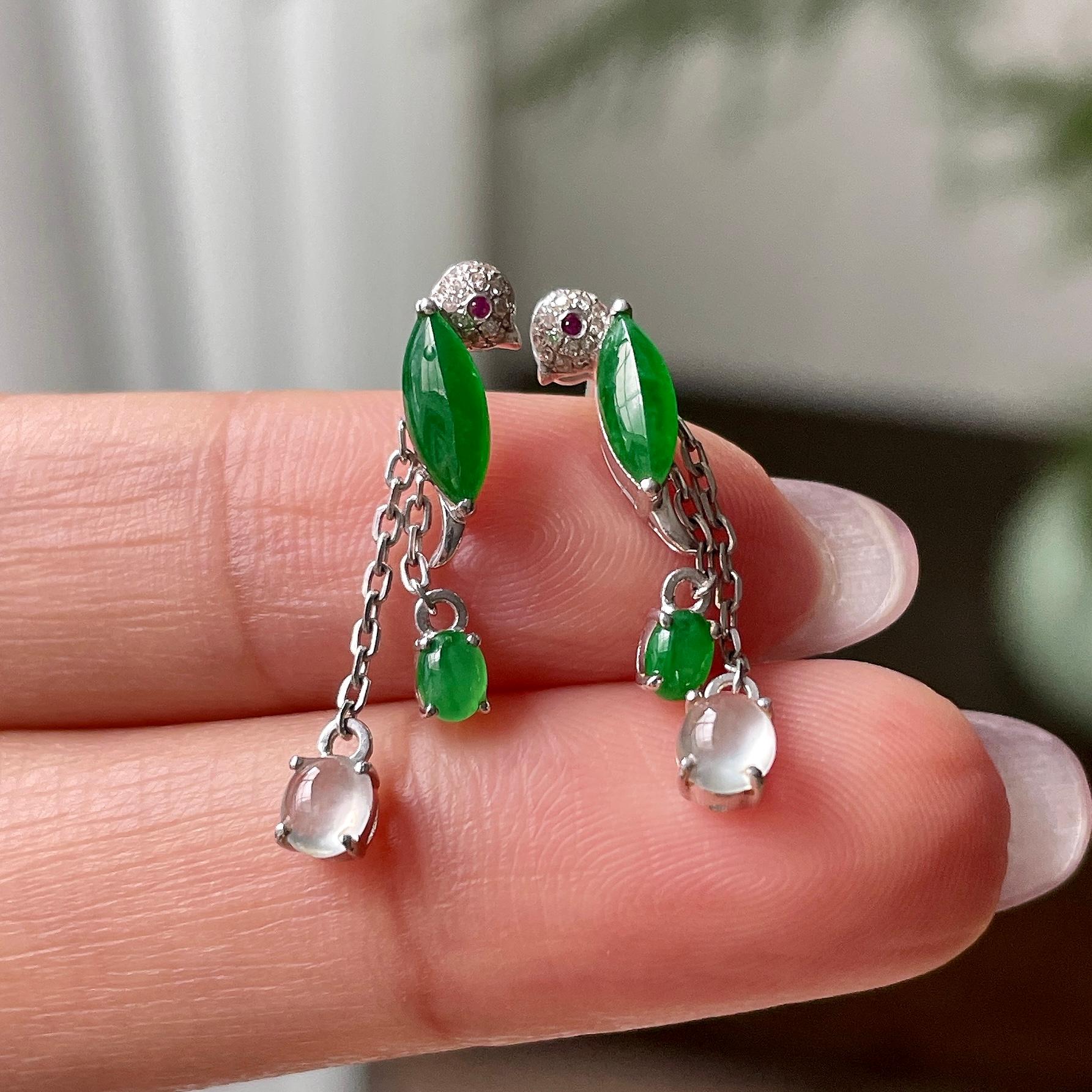 18k金钻镶糯冰种满绿随型耳钉   天然缅甸A货翡翠（yc319045）