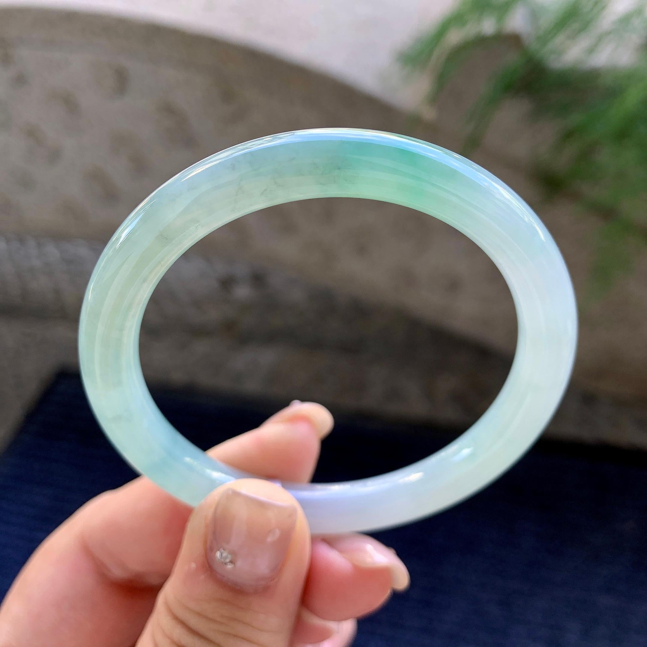 细糯种飘蓝花圆条手镯  53.6圈口  天然缅甸A货翡翠（yc457009）