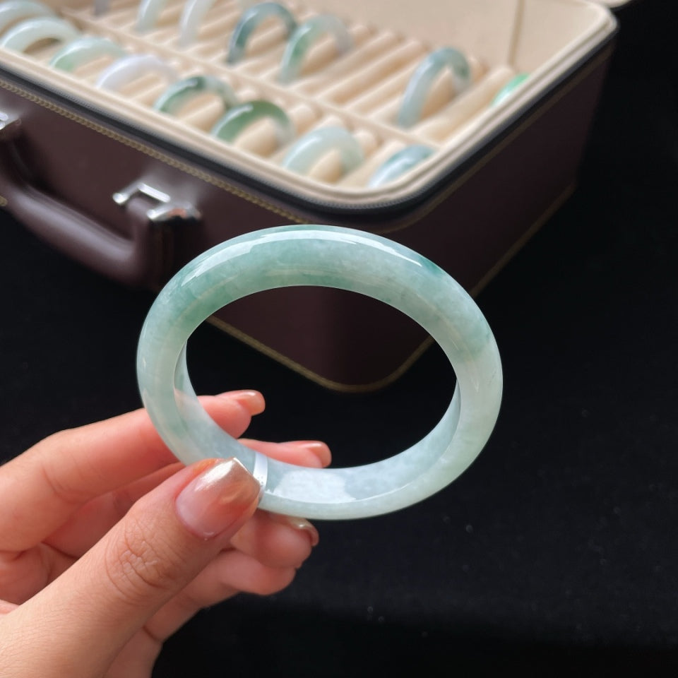 糯种飘花正圈翡翠手镯（55.7mm）（yc018720）