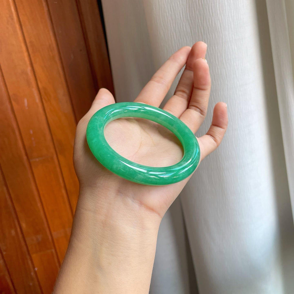 糯冰满绿翡翠圆条手镯（56mm）（yc254958）