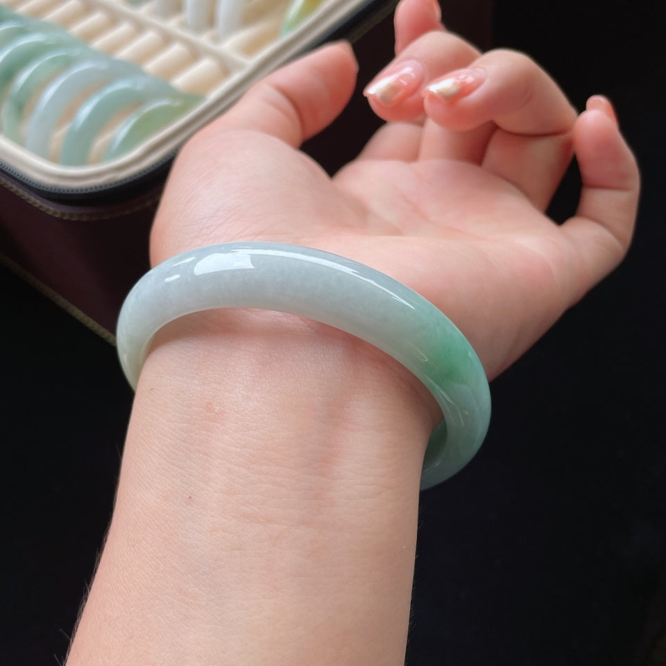 细糯冰黄加绿正圈翡翠手镯（58.5mm）（yc017173）