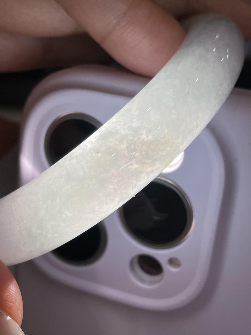 细糯种淡晴底正圈平安镯     57圈      天然缅甸A货翡翠（yc408838）