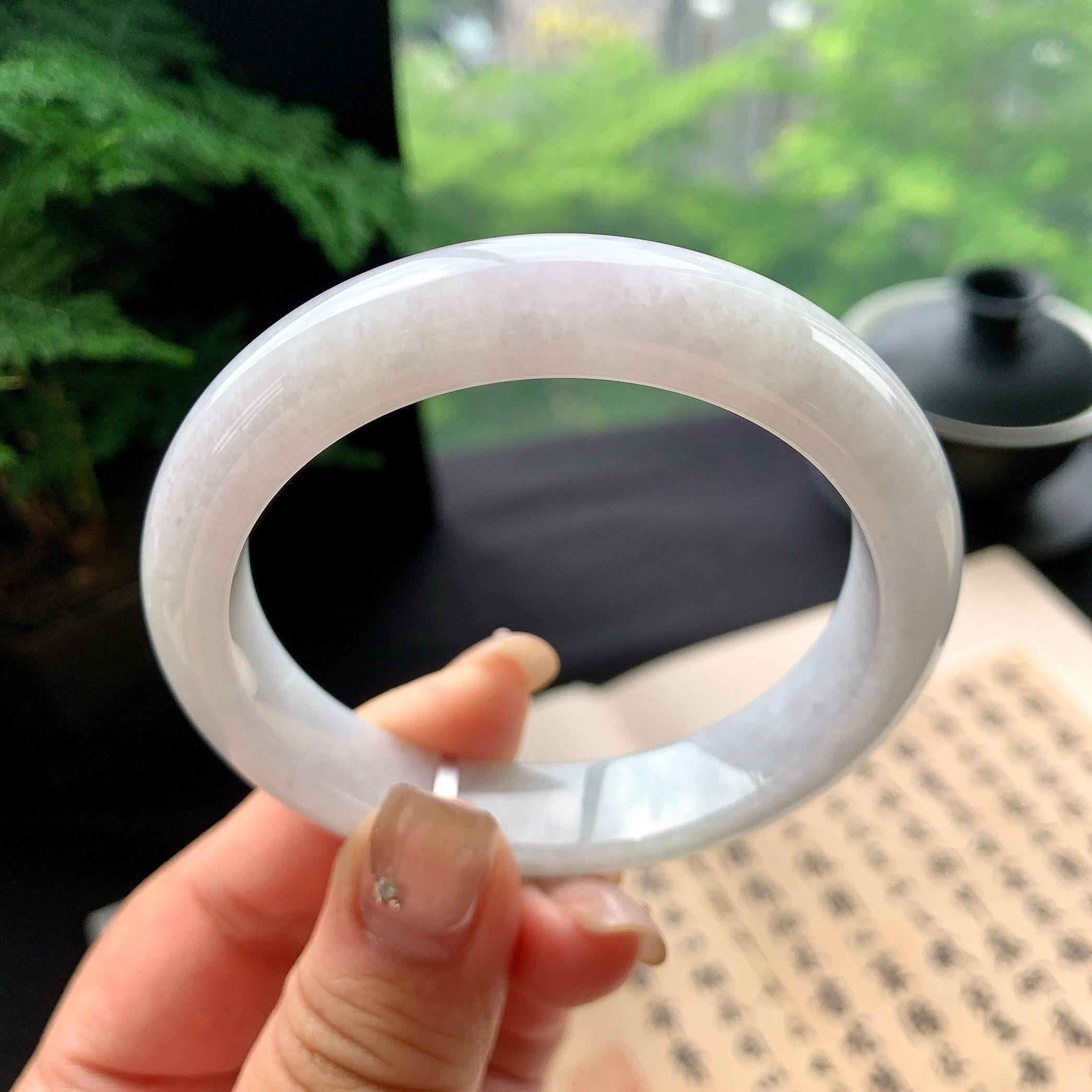 细糯种淡紫罗兰正圈平安镯 56.2圈口 天然缅甸A货翡翠（yc473087）