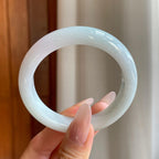 细糯冰带一抹春翡翠平安镯（53mm）（yc278074）