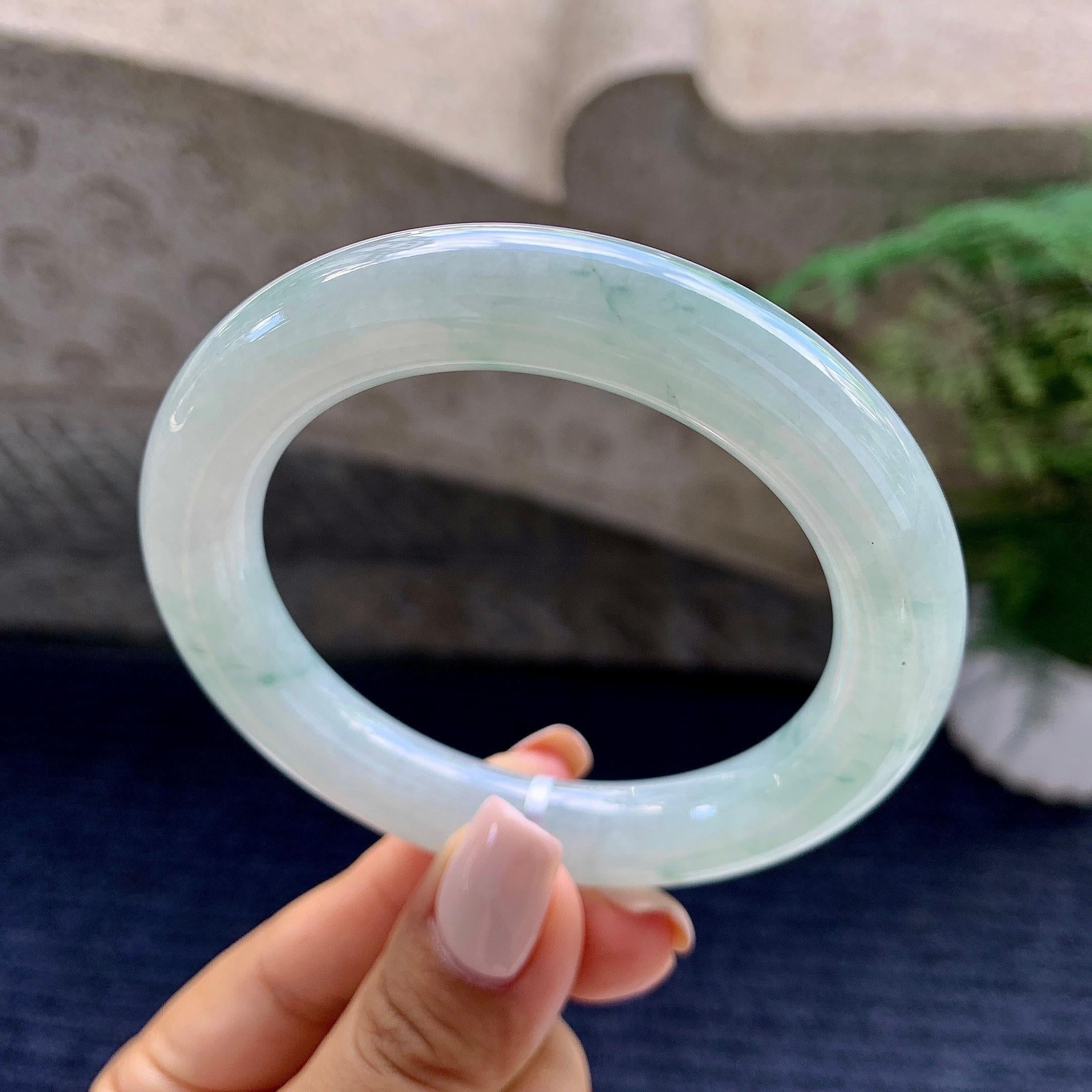 细糯种飘花圆条手镯（55.5mm）（yc223958）