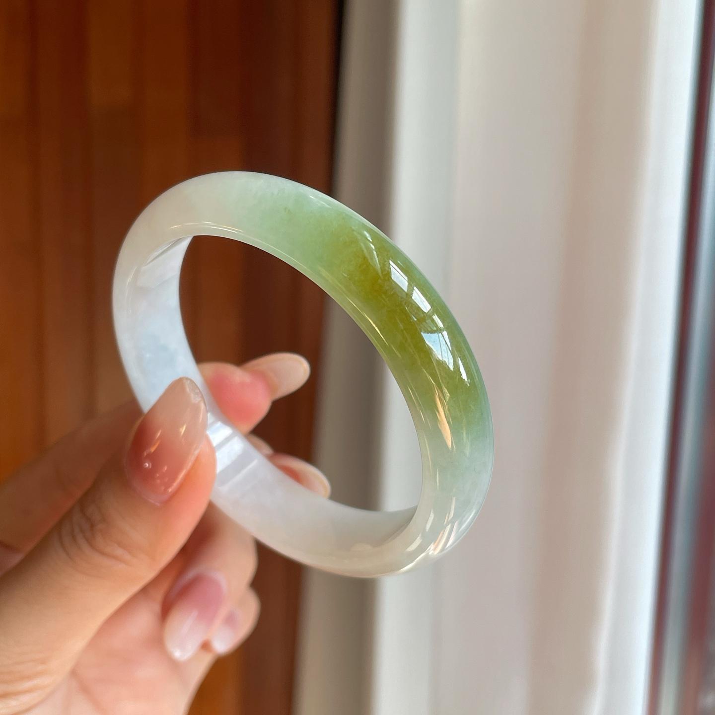 糯冰飘黄翡翡翠平安镯（55.7mm）（yc269047）