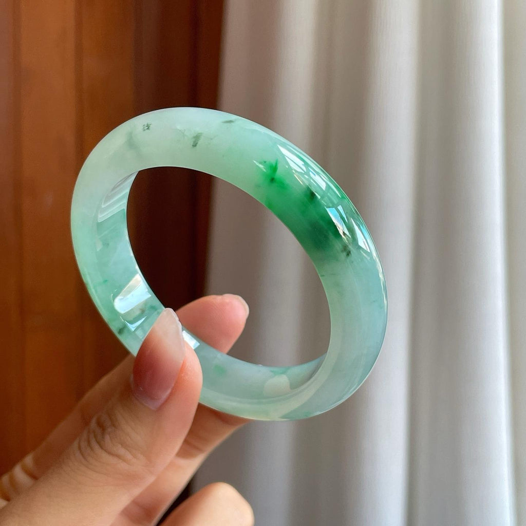 糯冰飘绿花翡翠平安镯（53.7mm）（yc312955）