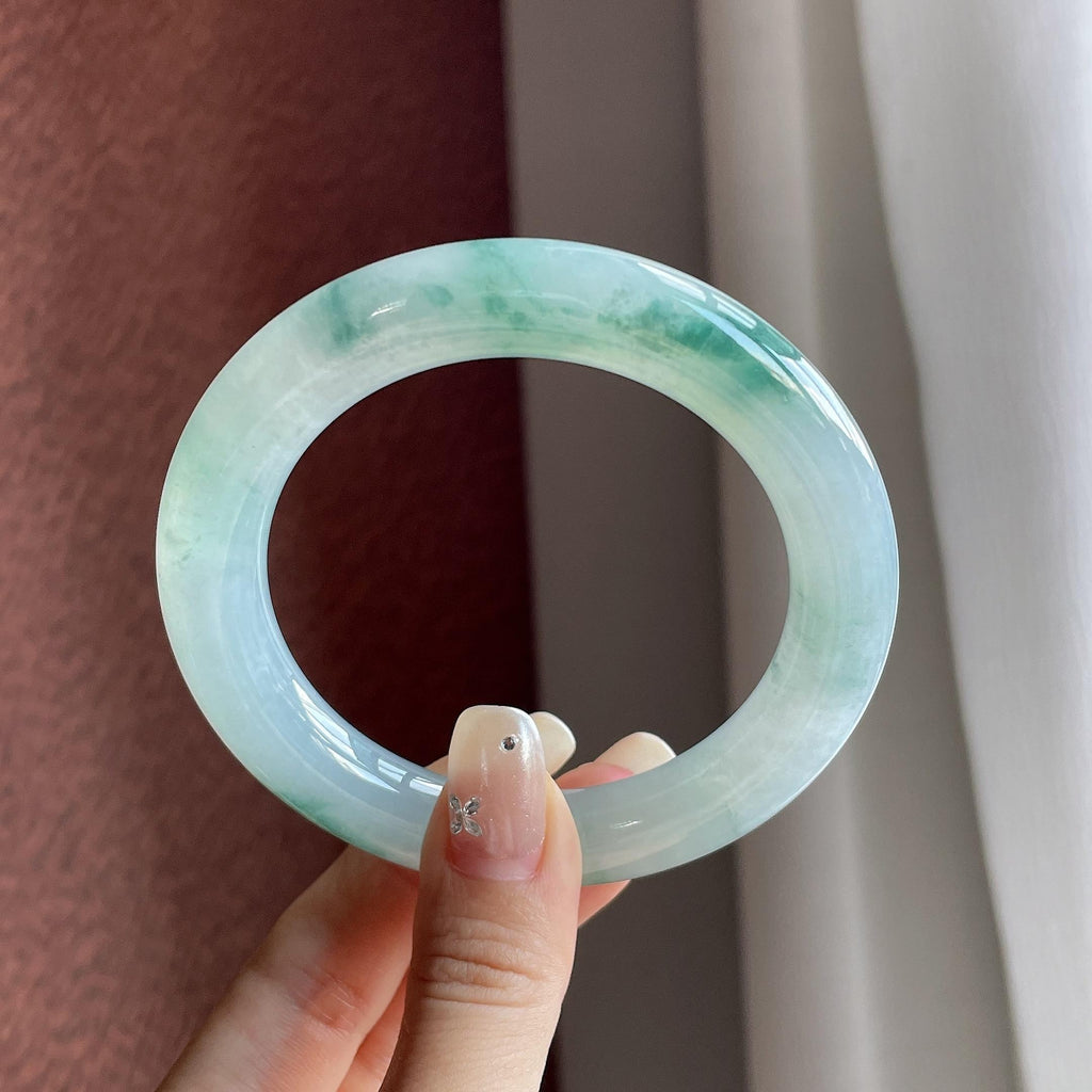 糯冰飘花圆条手镯56圈（yc777921）