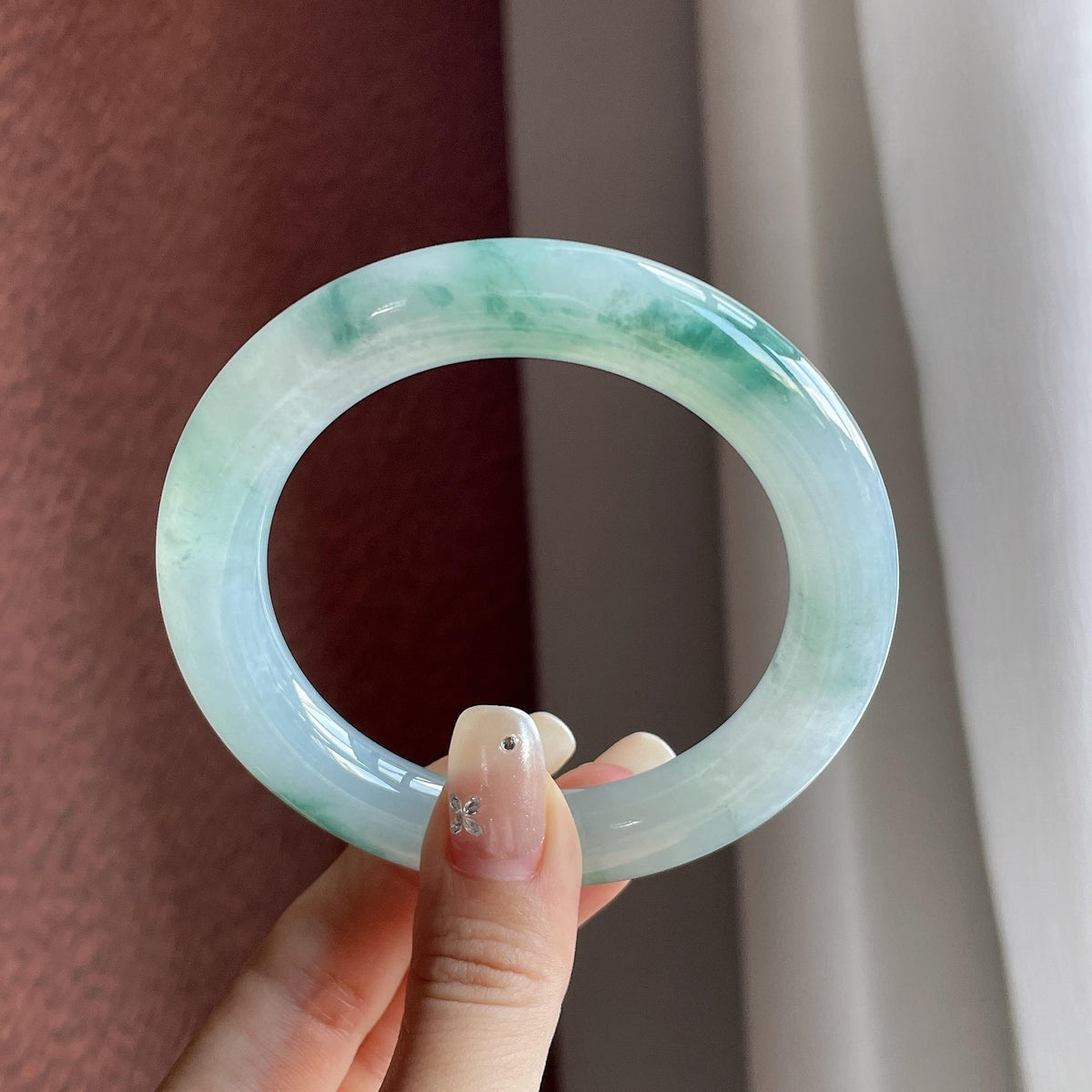 糯冰飘花圆条手镯56圈（yc777921）